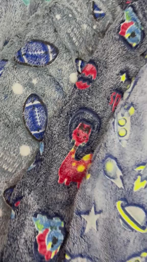 Pijama luminoso de niño