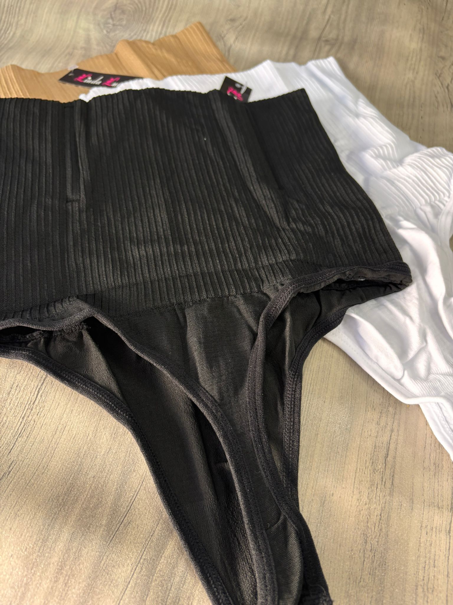 Faja reductora colaless con varillas