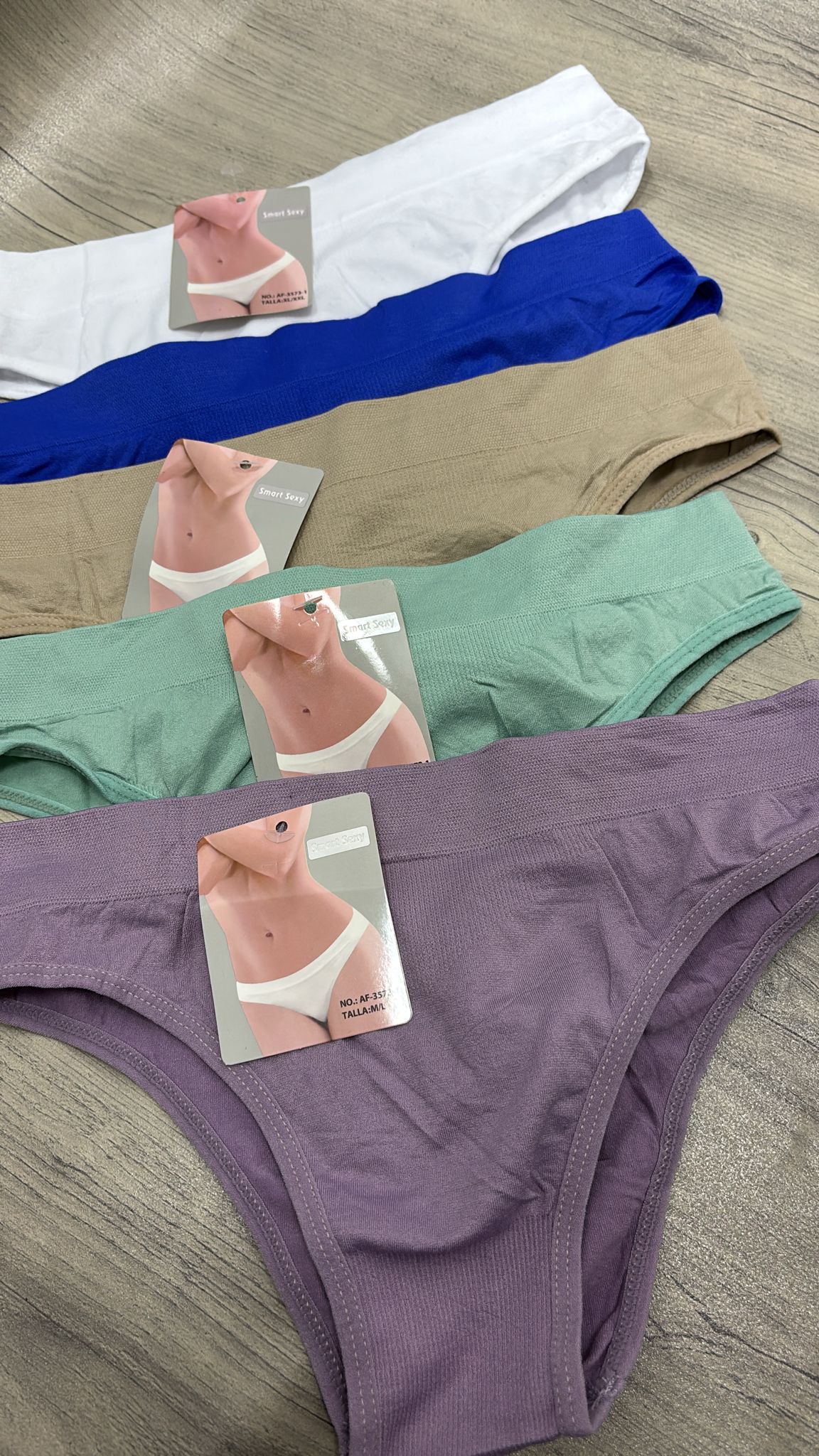 Pack de 6 unidades de bikini de microfibra